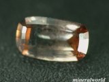 画像: 強い多色性＊天然アキシナイト＊マルチカラー＊パキスタン産＊0.77ct＊未処理