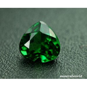 画像: 天然クロム・トルマリン＊0.86ct＊チェルシーフィルターで赤色＊無処理＊ブラジル産