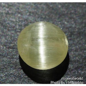 画像:  レア＊天然イエローダンブライト・キャッツアイ＊タンザニア産＊0.88ct＊無処理