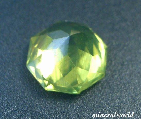 画像: 天然パロット・グリーン・ジルコン＊セット＊2.66ct＊スリランカ産