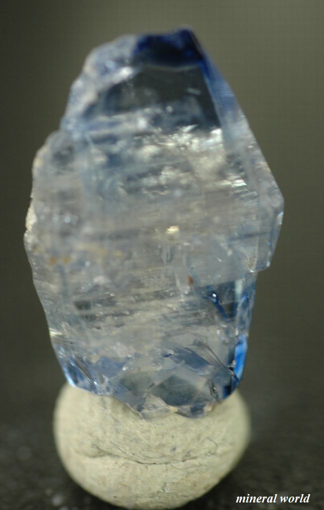画像1: 非加熱ブルー・サファイア結晶＊5.31ct＊スリランカ-KATARAGAMA産