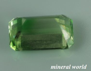 画像: NEON GREEN＊天然バイカラー・ツァボライト＊0.69ct＊ケニア産＊未処理＊オレンジ蛍光