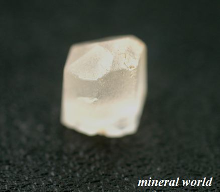画像: 天然ポウドレッタイト結晶＊0.44ct＊ミャンマーモゴク産