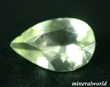 画像: 天然ライム・ダイオプサイド＊0.66ct＊タンザニア産＊未処理