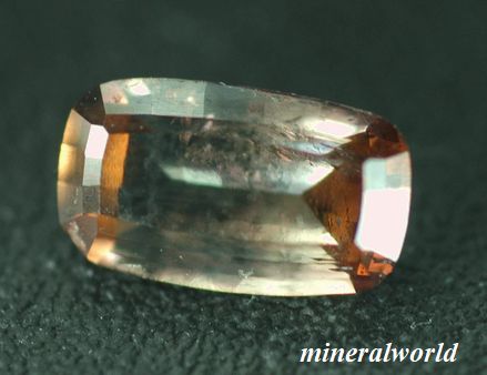 画像: 強い多色性＊天然アキシナイト＊マルチカラー＊パキスタン産＊0.77ct＊未処理