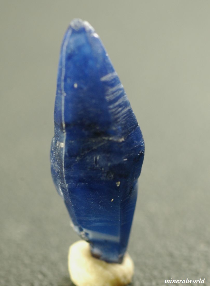 画像: 天然ブルー・サファイア結晶＊2.29ct＊スリランカ-RATNAPURA産