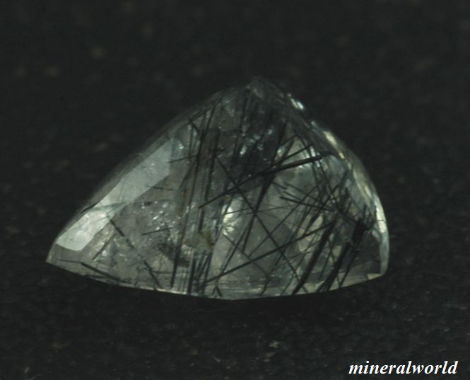 画像: 天然フェルスパー（アルバイト）＊黒色針状インクルージョン入り＊3.47ct＊パキスタン産＊日独宝石研究所のソーテイング付き