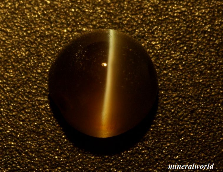 画像: 天然アレキサンドライトキャッツアイ＊0.58ct＊スリランカ産＊無処理＊GIAの鑑別書付き