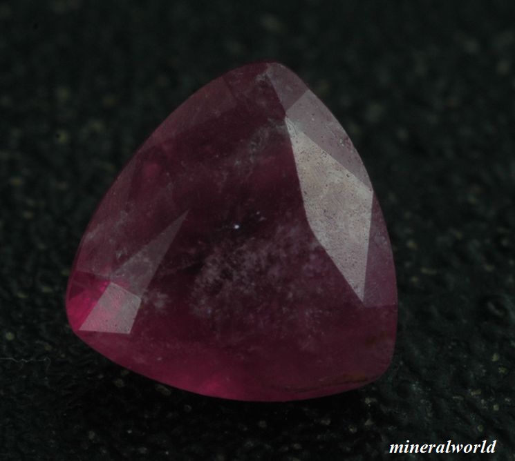 画像: ピンク・ハックマナイト＊0.517ct＊変色効果＆蛍光＊アフガニスタン産＊日独宝石研究所のソーテイング付き
